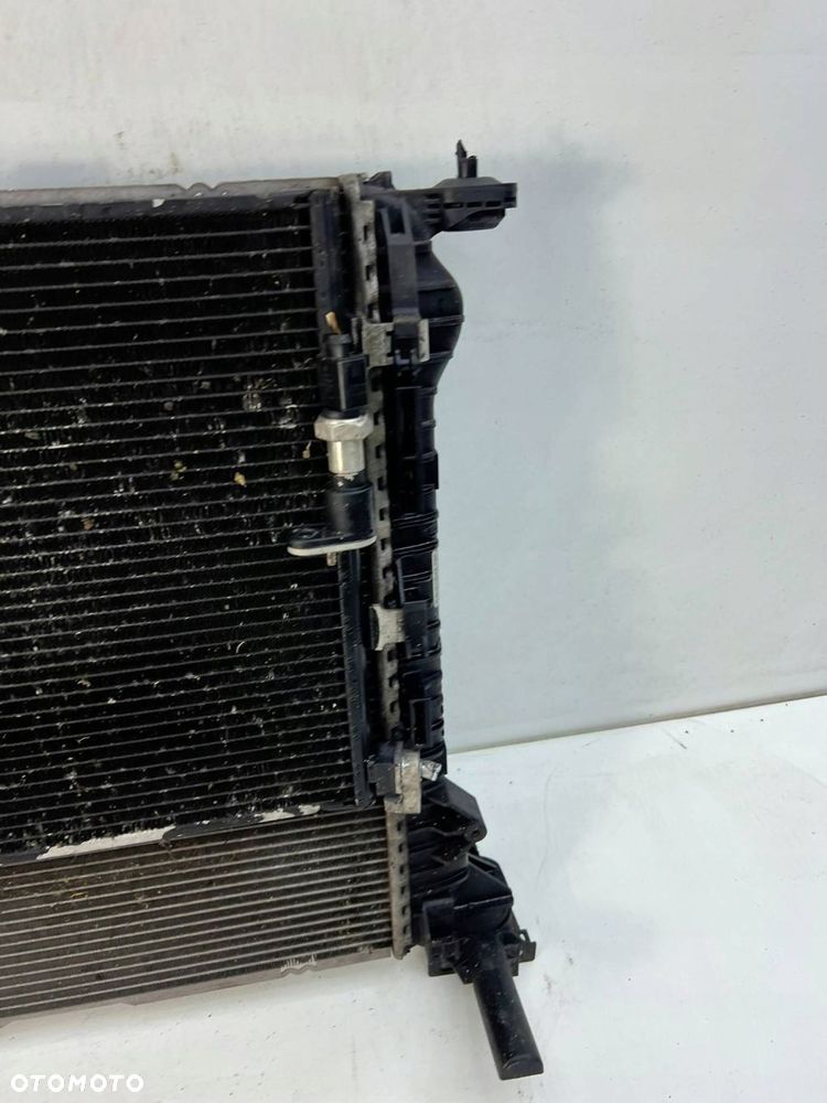 998 829 B Obudowa wentylatora 2.0 TDI Audi A4 S4 B8 8K - 4