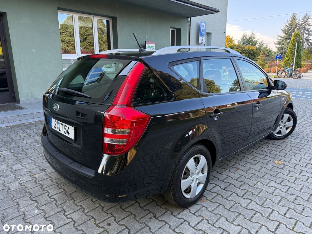 Kia Ceed 1.4 CVVT ISG Vision - 17