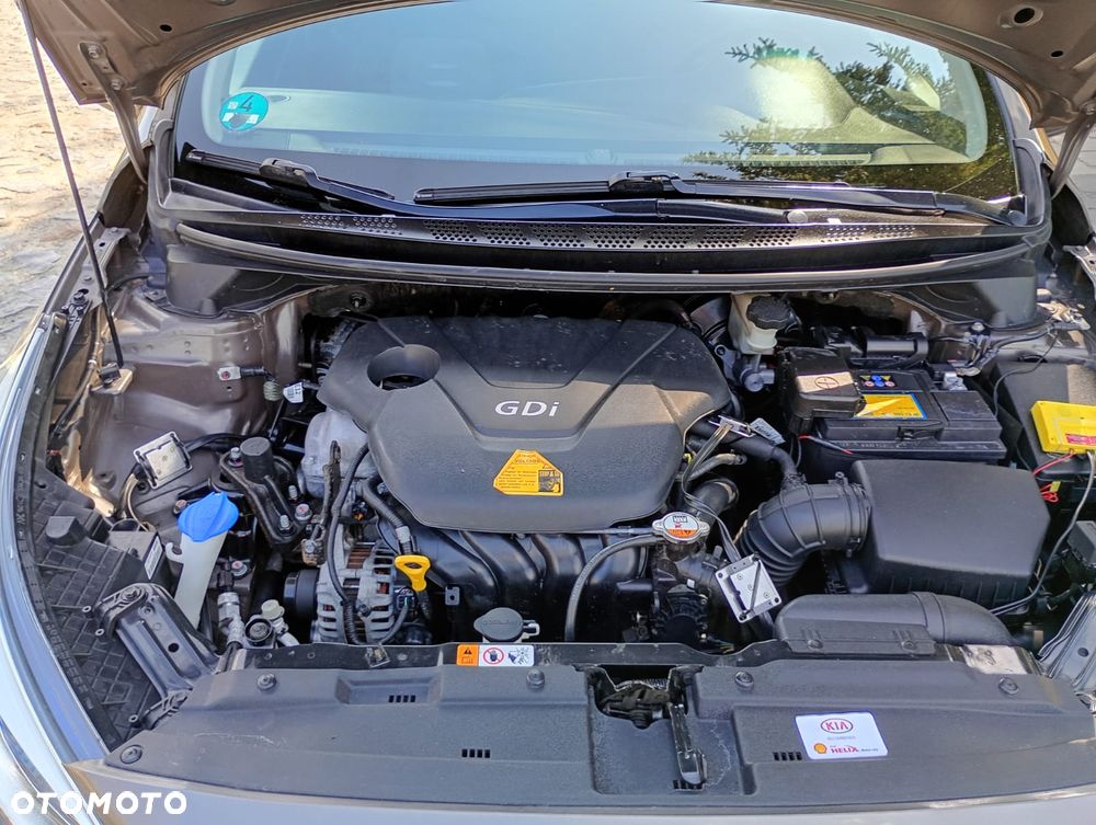 Kia Ceed 1.6 GDI Vision - 36