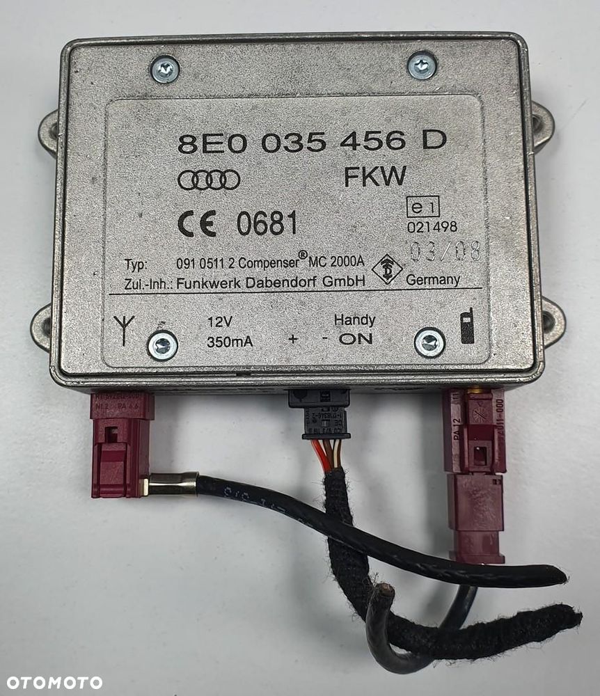 WZMACNIACZ ANTENY AUDI TT 8J 8E0035456D - 1