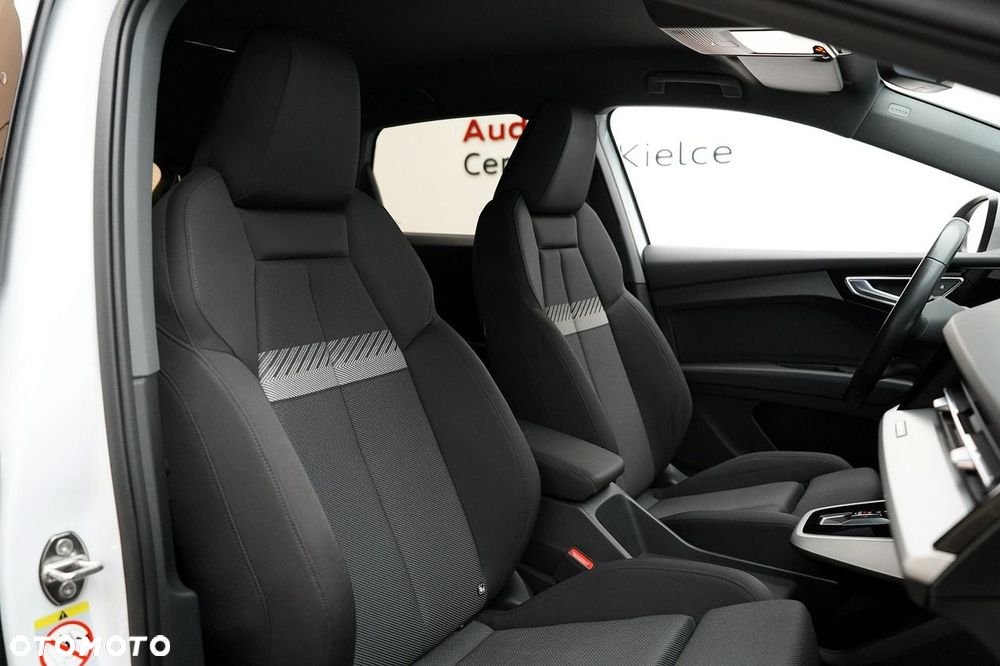 Audi Q4 e-tron - 28