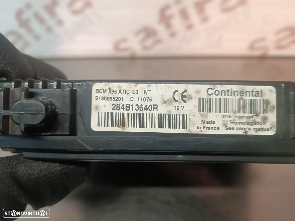 MODULO BCM RENAULT MEGANE III REF: 284B13640R S180098201 - 2