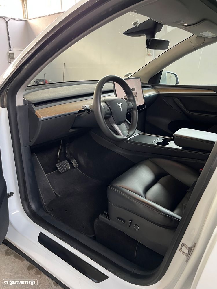 Tesla Model Y Long Range Tração Integral Premium - 10
