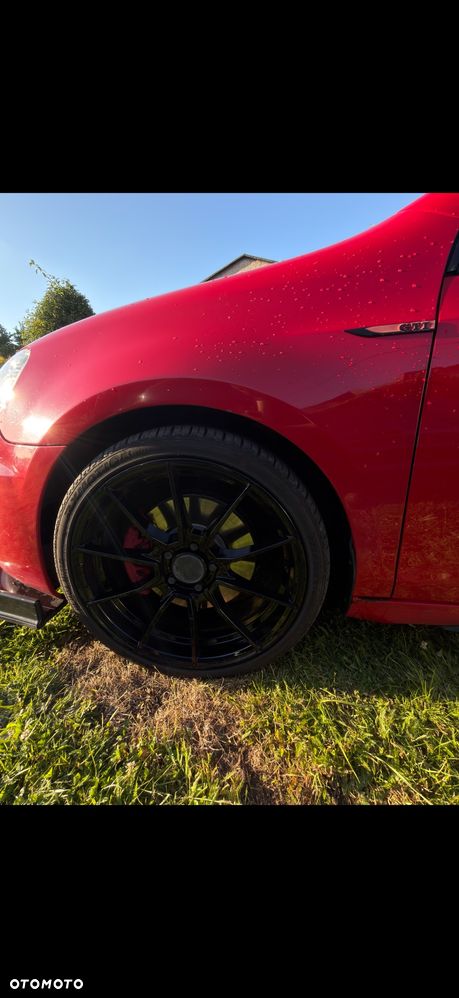 Volkswagen Golf - 2