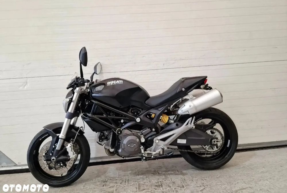 Ducati Monster - 3