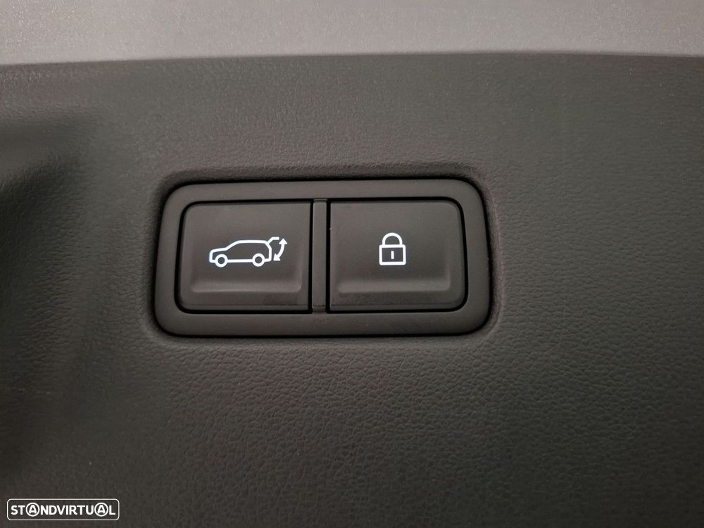 Hyundai Santa Fe 1.6 T-GDI HEV Vanguard - 31