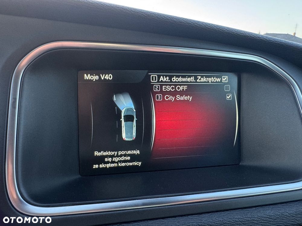 Volvo V40 - 19