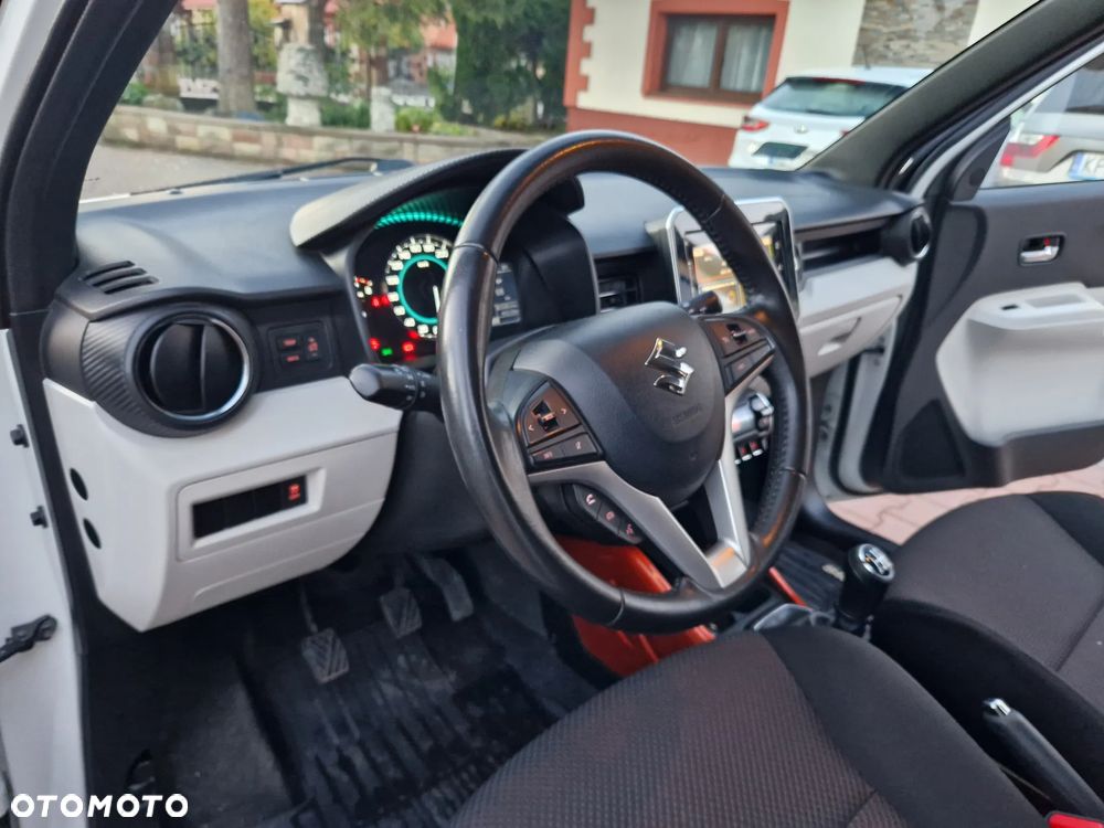 Suzuki Ignis 1.2 Premium - 18