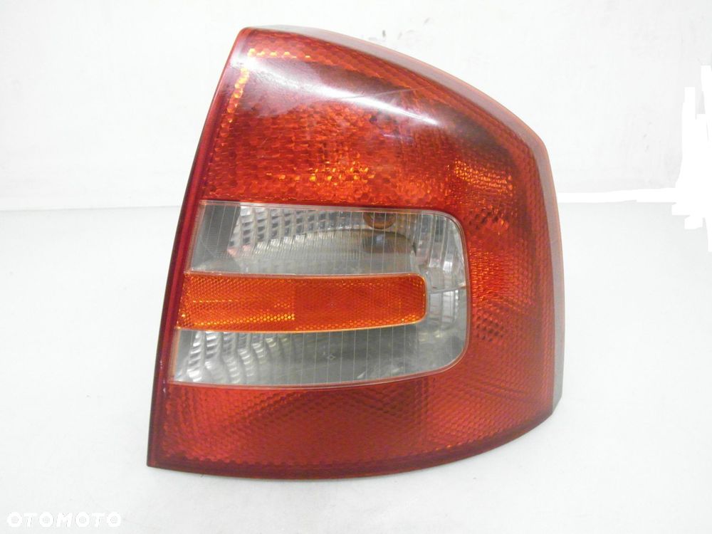 LAMPA PRAWA TYLNA SKODA OCTAVIA II 1Z5945096A 1Z5945112A - 5