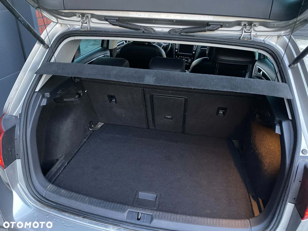 Volkswagen Golf 2.0 BlueTDI Highline - 26