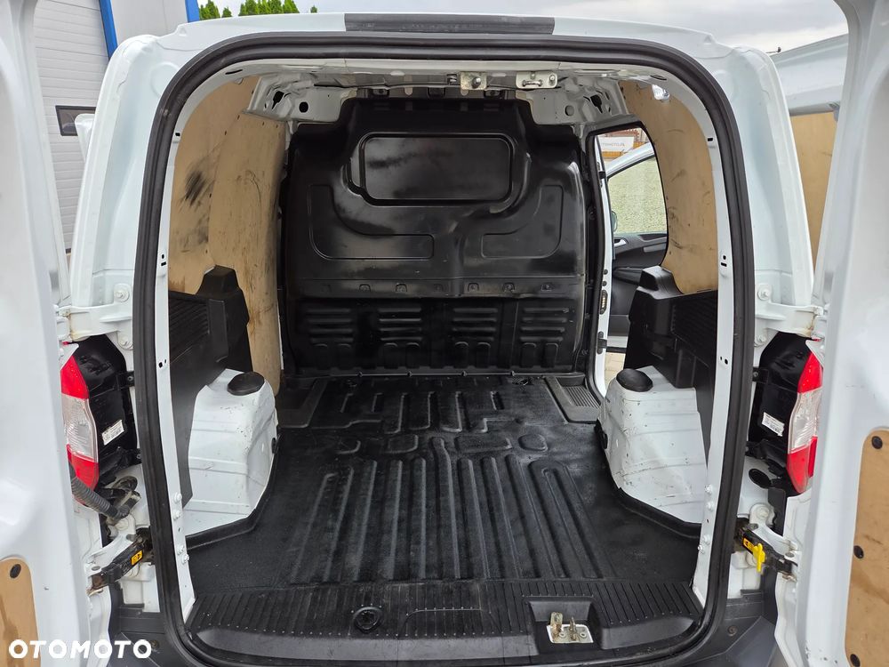 Ford Transit Courier Trend - 16