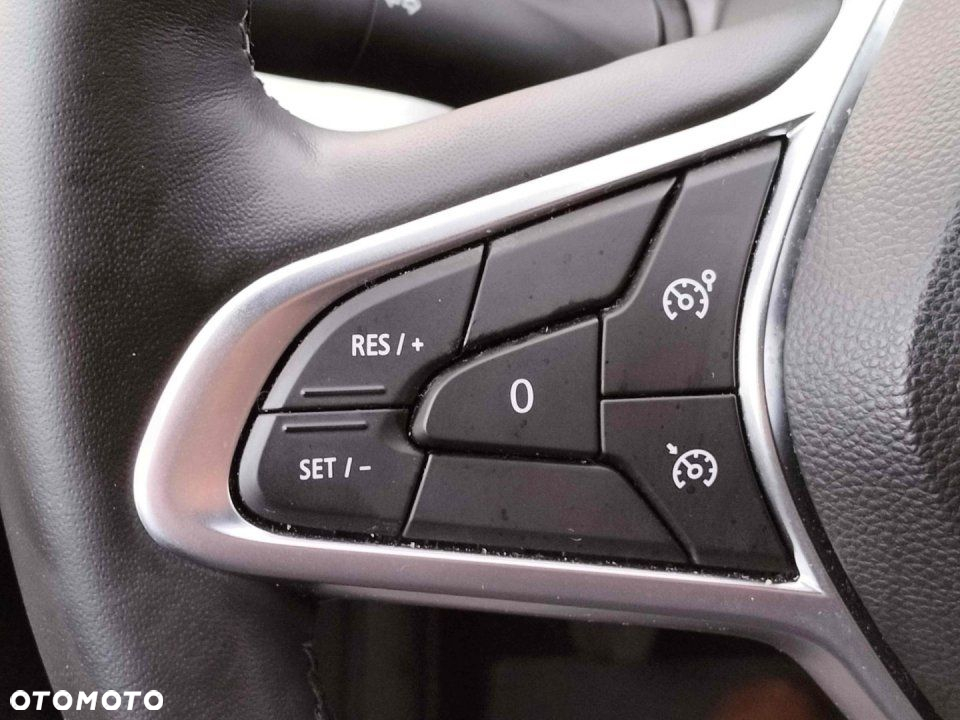 Renault Clio - 10
