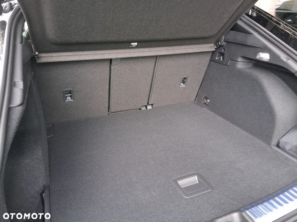 Audi Q3 Sportback - 10
