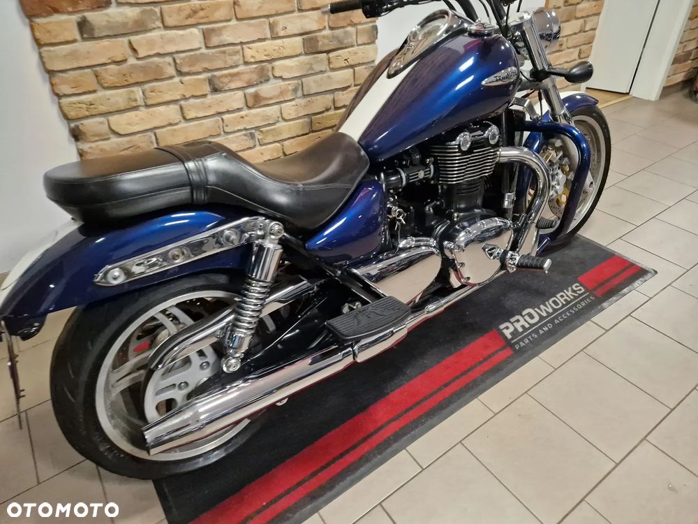 Triumph Thunderbird - 11