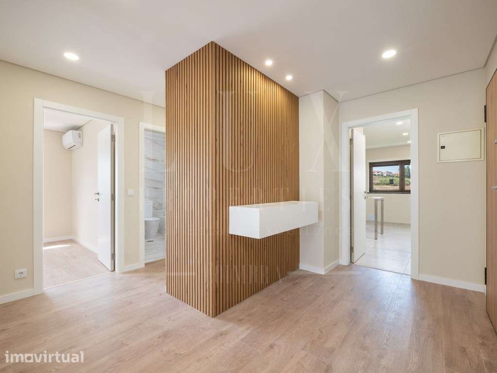 Apartamento T3 com Garagem | Remodelado | Quinta do Amparo, Leiria - Grande imagem: 5/34