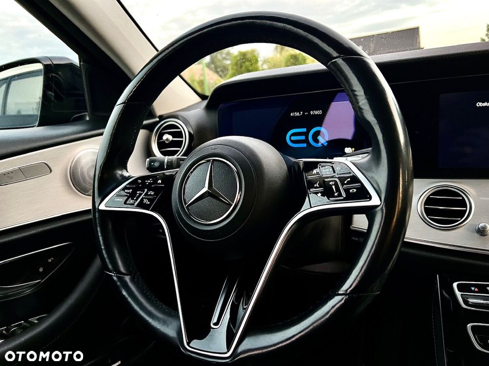 Mercedes-Benz Klasa E 220 d 4Matic 9G-TRONIC Avantgarde - 27
