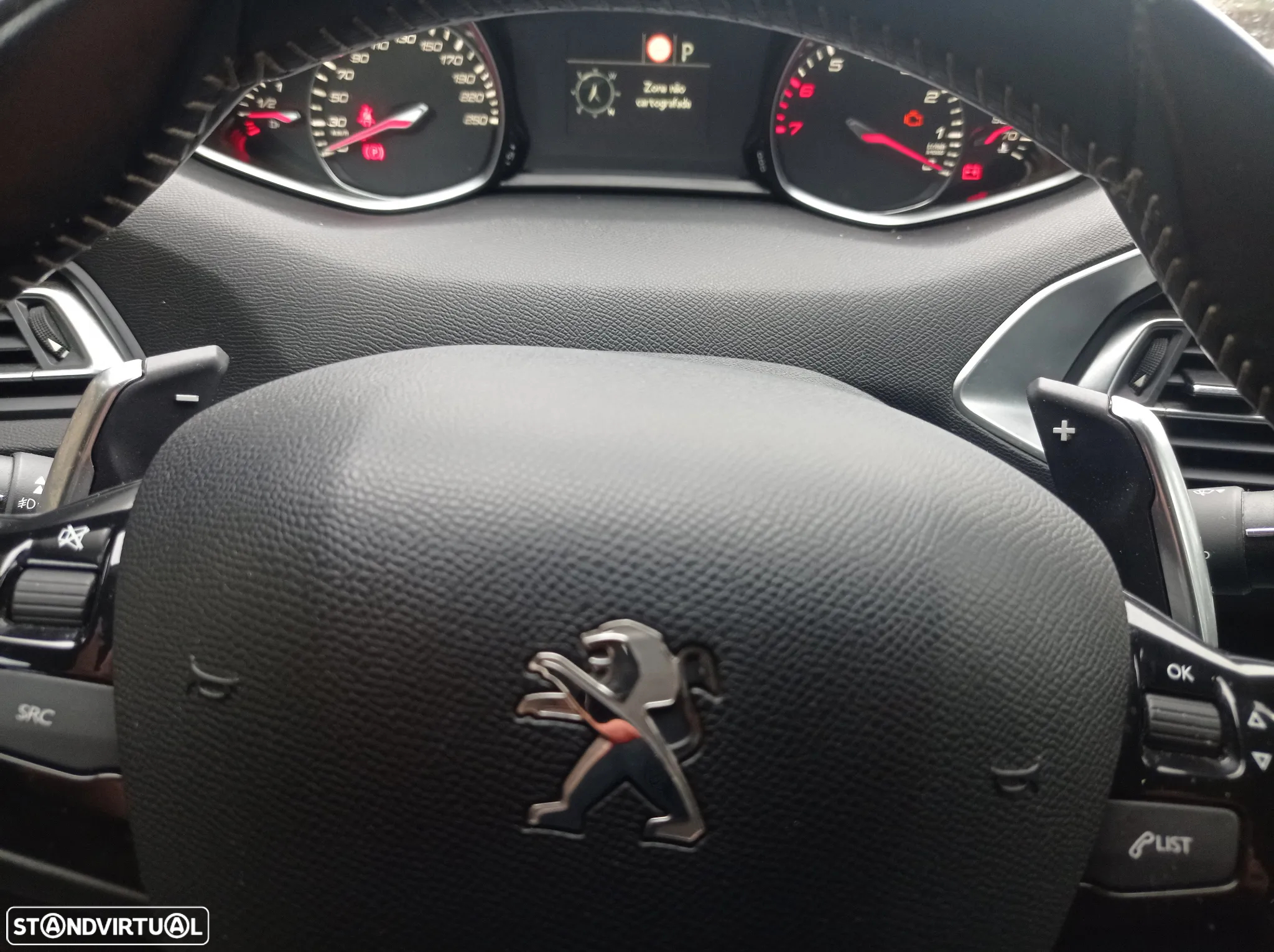 Peugeot 308 1.2 PureTech Allure EAT8 - 13