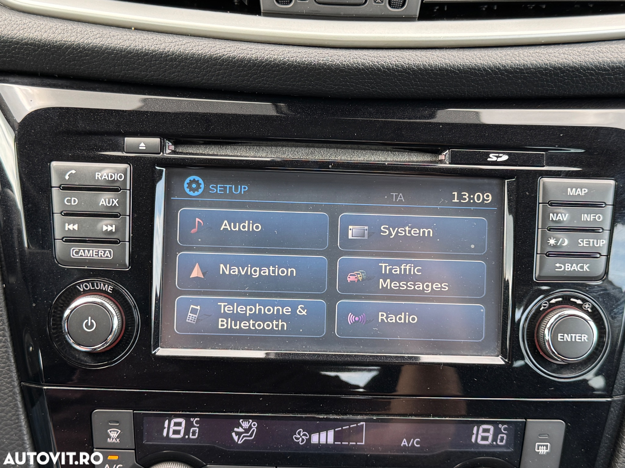 Nissan Qashqai 1.2 DIG-T Start/Stop X-TRONIC N-Connecta - 24