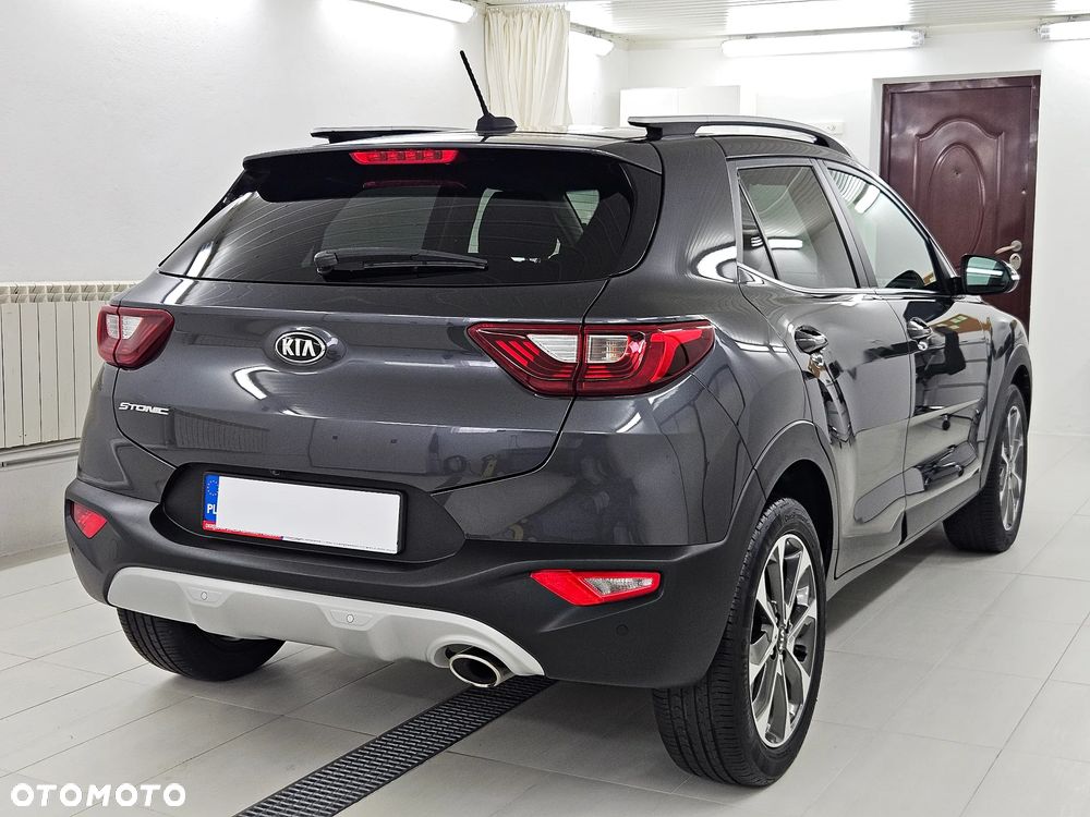 Kia Stonic 1.4 L - 4
