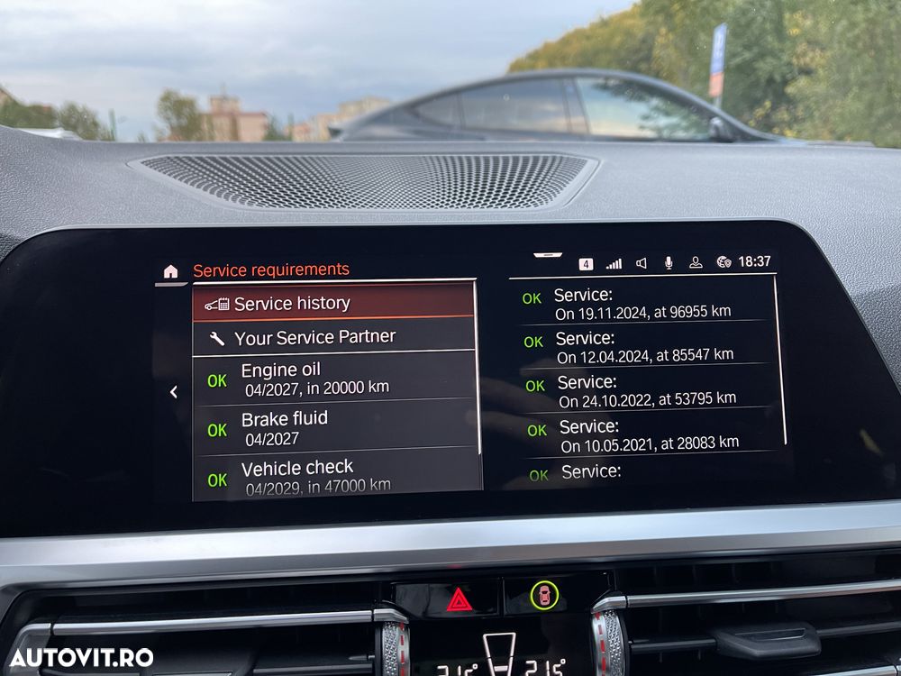 BMW Seria 3 330i AT - 26