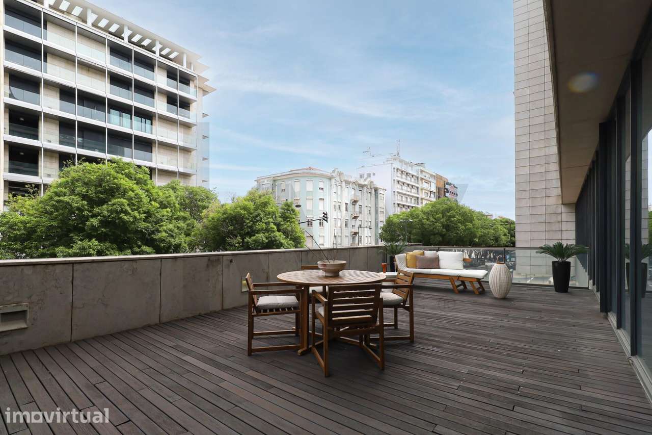 Exclusivo Apartamento T1 de Luxo, com um terraço de 52 m2 – Uma Oportu - Grande imagem: 3/33