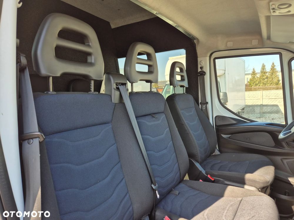 Iveco Daily 35S16 Hi-Matic L4H2, Brygadówka 7-os, MAXI blaszak - 19