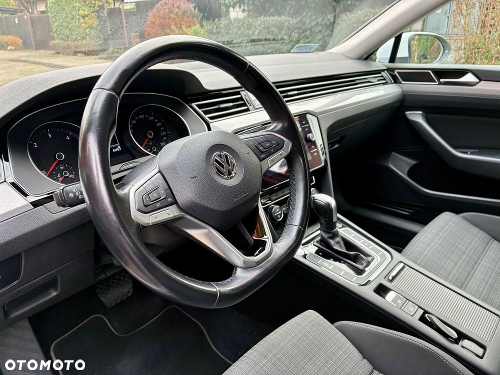 Volkswagen Passat 2.0 TDI EVO Business DSG - 12