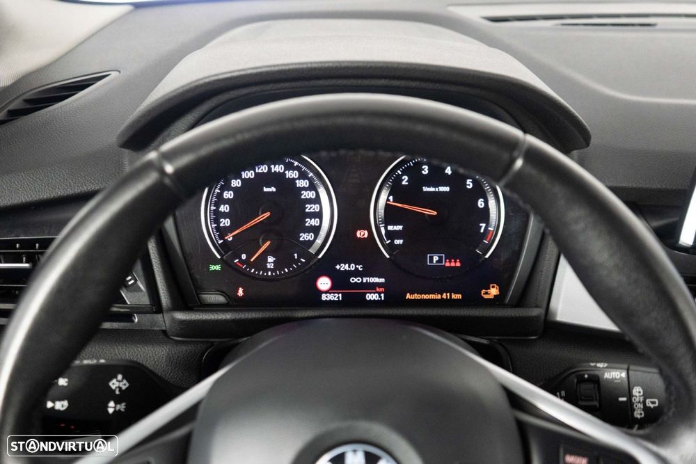 BMW 225xe Active Tourer Line Luxury - 24