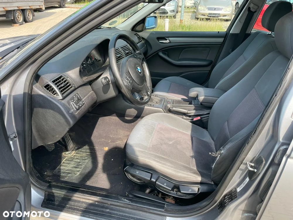 BMW Seria 3 320d Touring Edition Lifestyle - 8