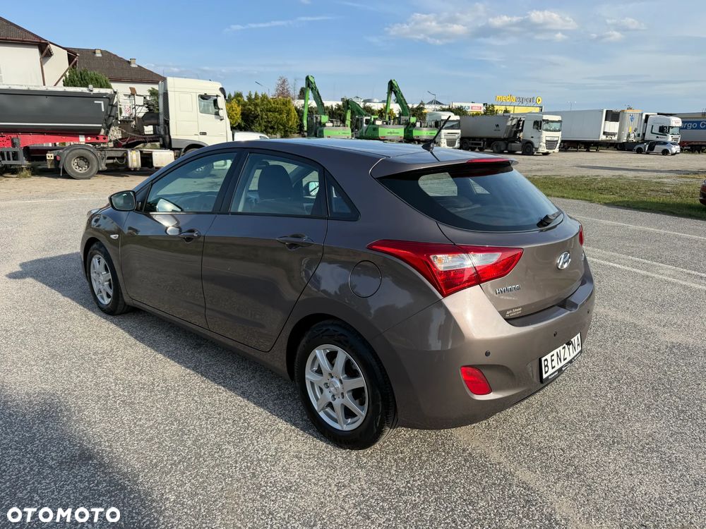 Hyundai i30 1.6 Style - 29