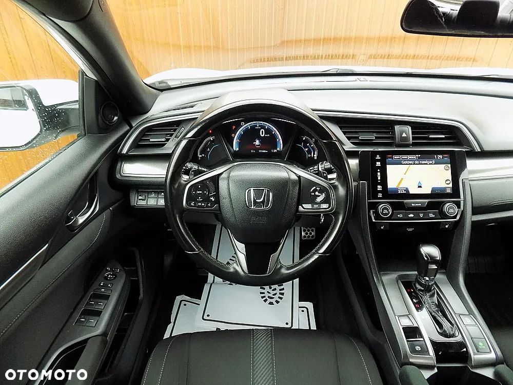 Honda Civic 1.0 i-VTEC Turbo CVT Executive - 13