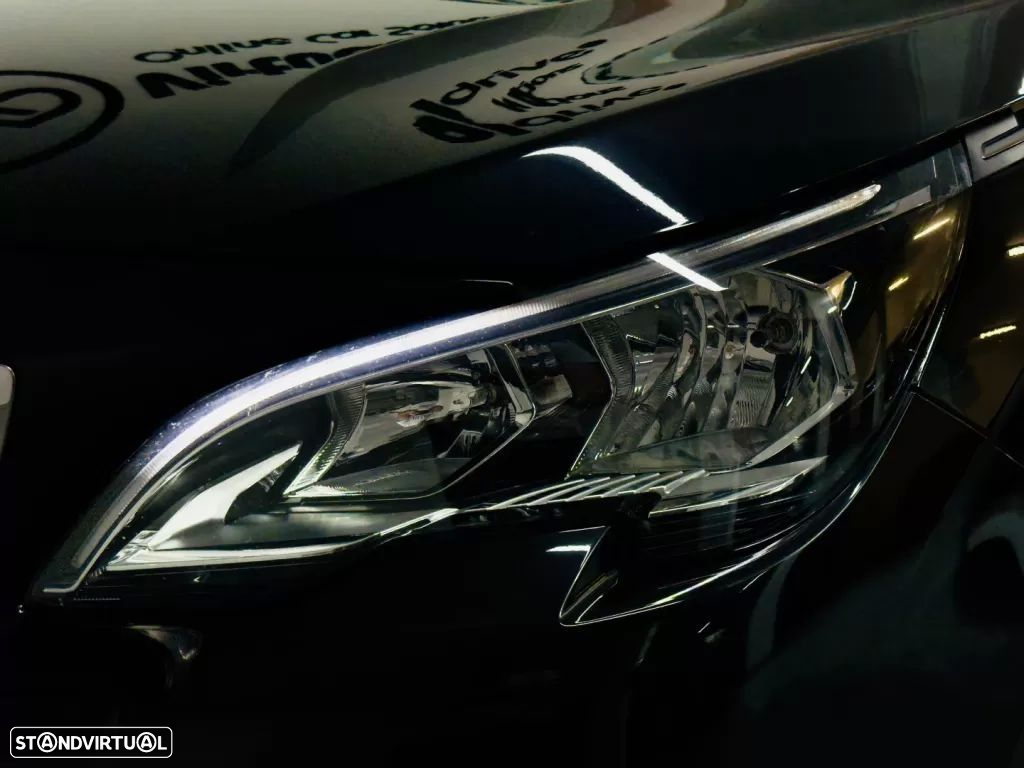 Peugeot 3008 1.5 BlueHDi Active - 15