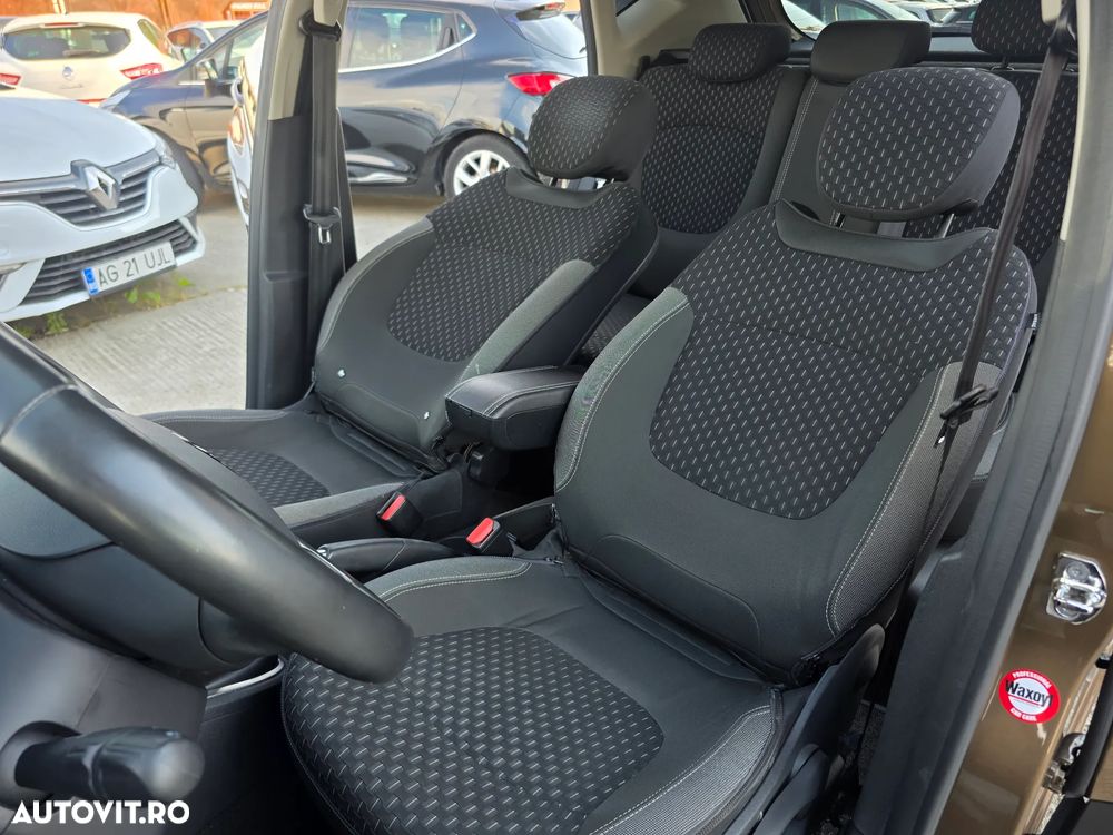 Renault Captur (ENERGY) TCe 90 BOSE EDITION - 23