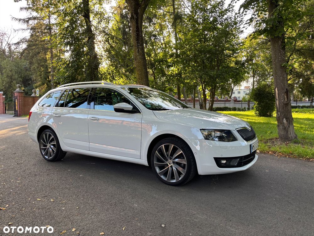 Skoda Octavia 2.0 TDI 4x4 L&K DSG - 10