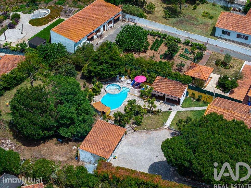 Casa / Villa T3 em Nadadouro de 215 m2 - Grande imagem: 2/40