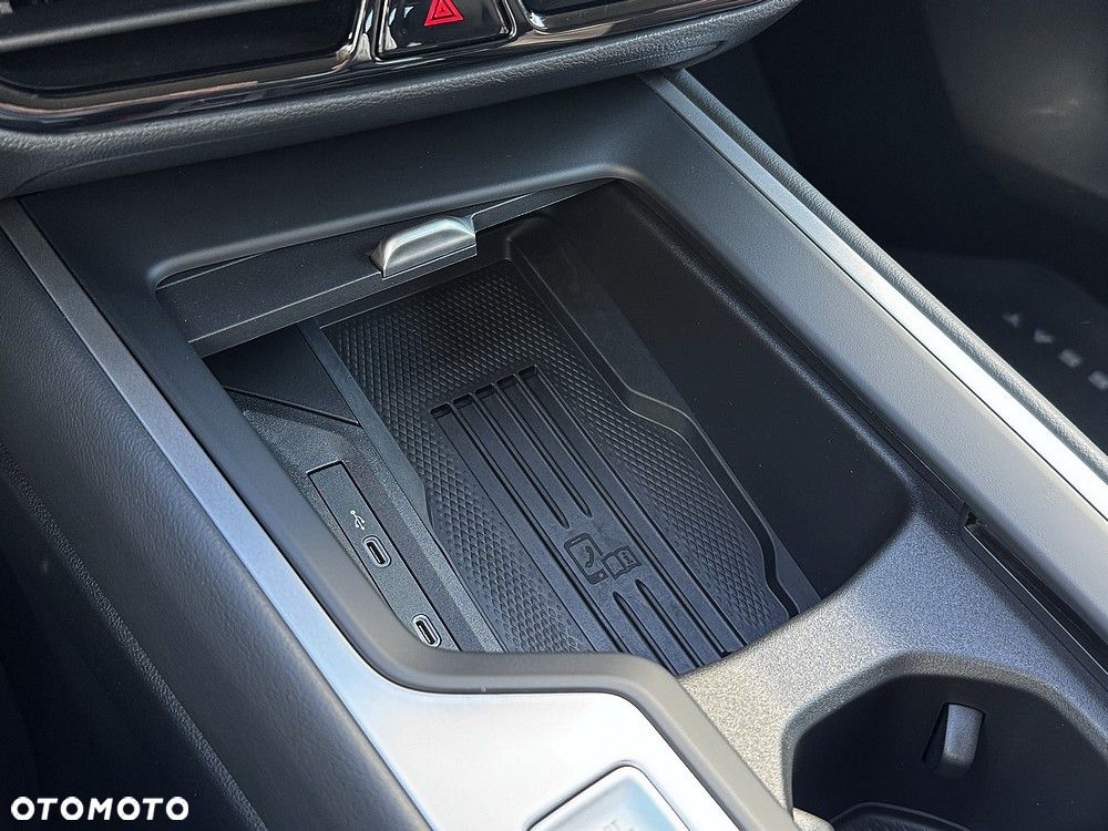 Volkswagen Passat - 28