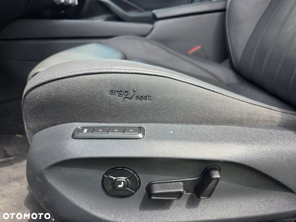 Skoda Superb 1.5 TSI iV DSG L&K - 23