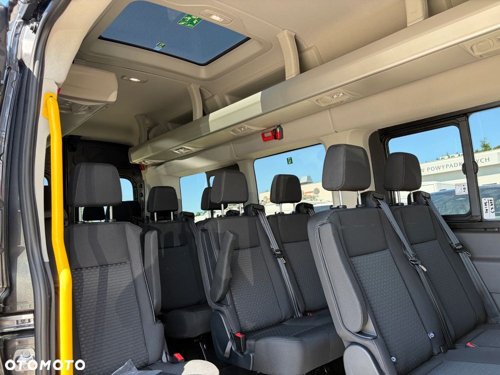 Ford Transit L2H3 Limited - 5