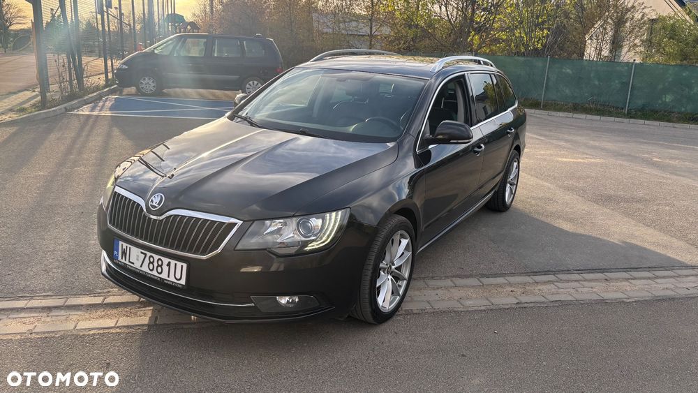 Skoda Superb 2.0 TDI DSG Elegance - 1