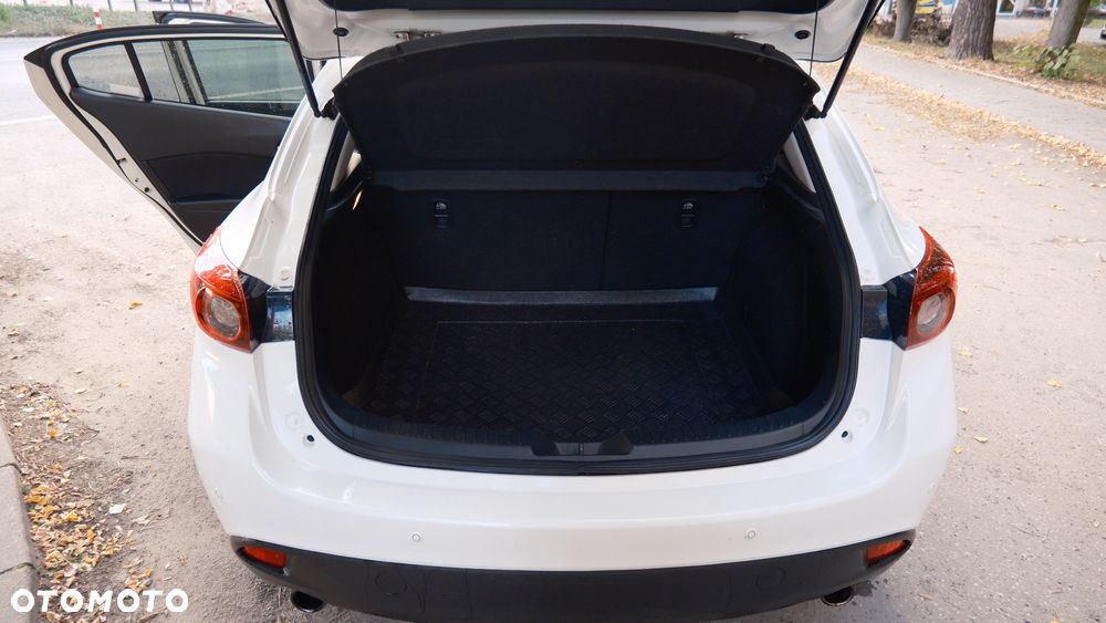 Mazda 3 - 13