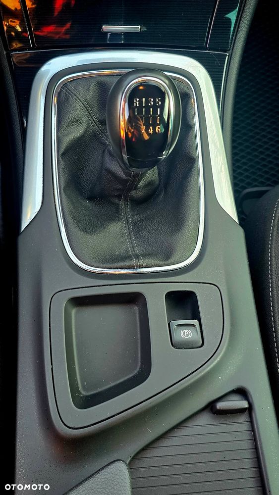 Opel Insignia 2.0 CDTI Cosmo S&S - 15