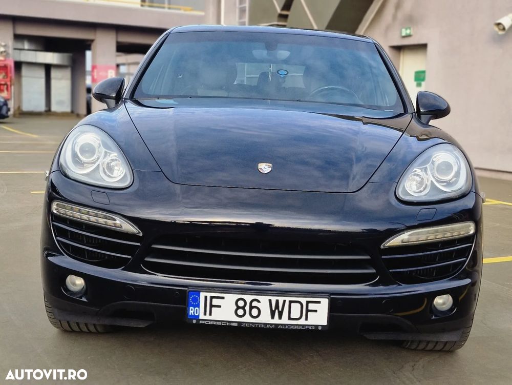 Porsche Cayenne - 2
