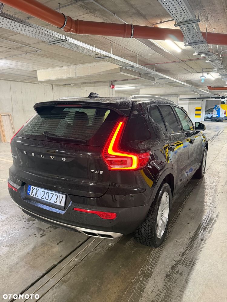 Volvo XC 40 T4 AWD Geartronic Momentum - 14