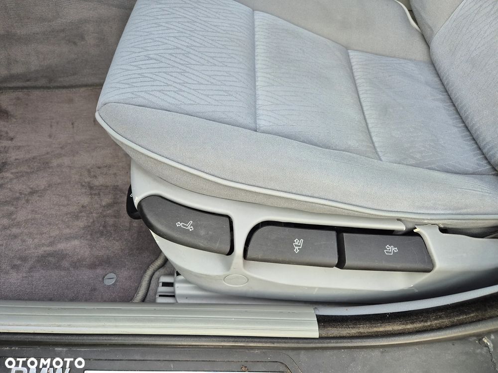 BMW Seria 5 523i - 17