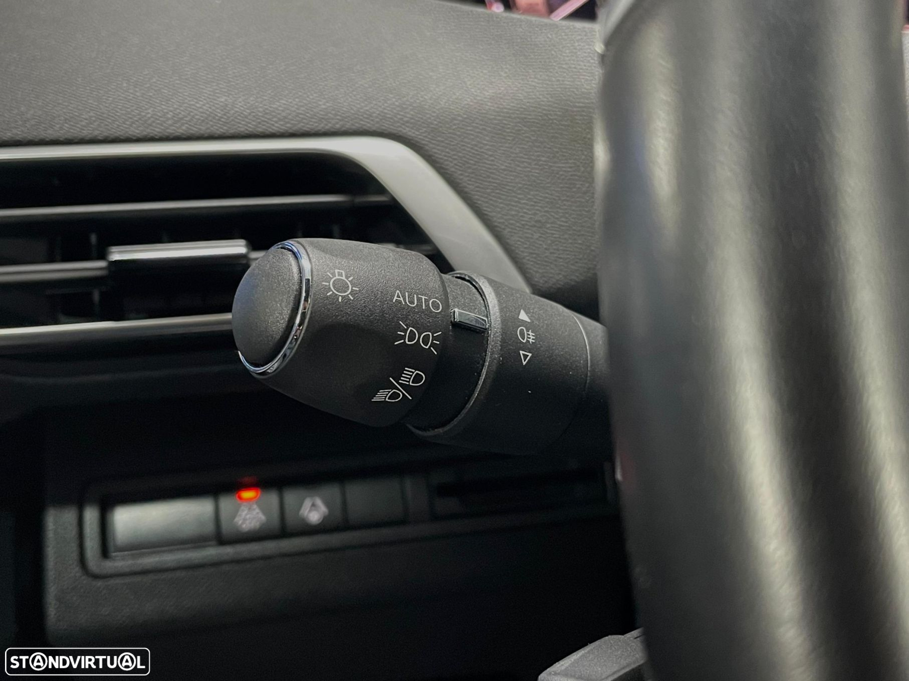 Peugeot 3008 1.2 PureTech GT EAT8 - 12