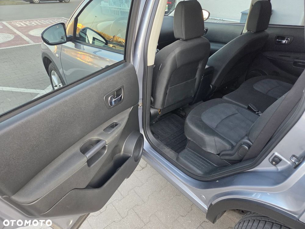 Nissan Qashqai 2.0 dCi 4 x 4 DPF tekna - 23
