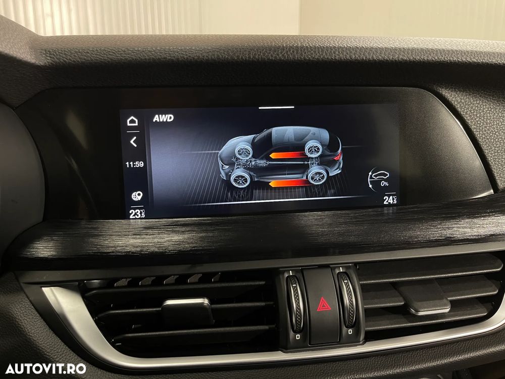 Alfa Romeo Stelvio 2.2 Diesel 16V AT8 Q4 Business - 17