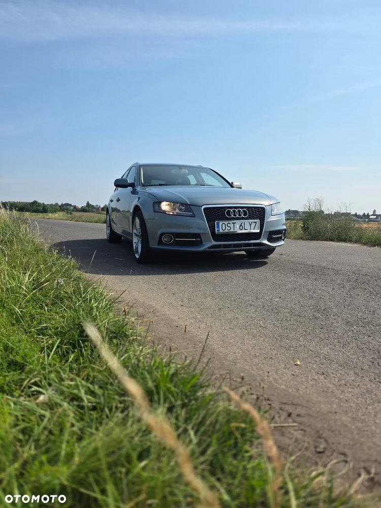 Audi A4 Avant 2011 photo 3