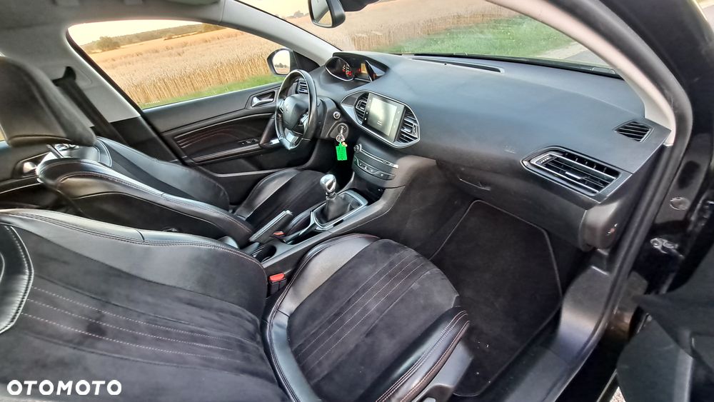 Peugeot 308 1.6 e-HDi Allure S&S - 13