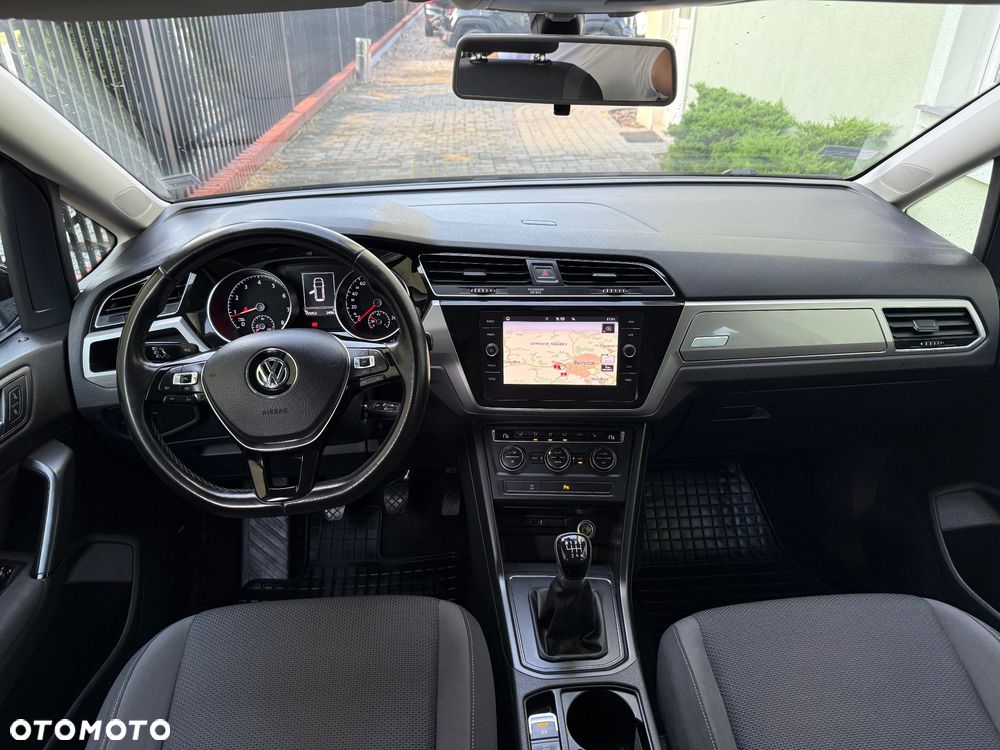 Volkswagen Touran 1.5 TSI EVO Comfortline - 14